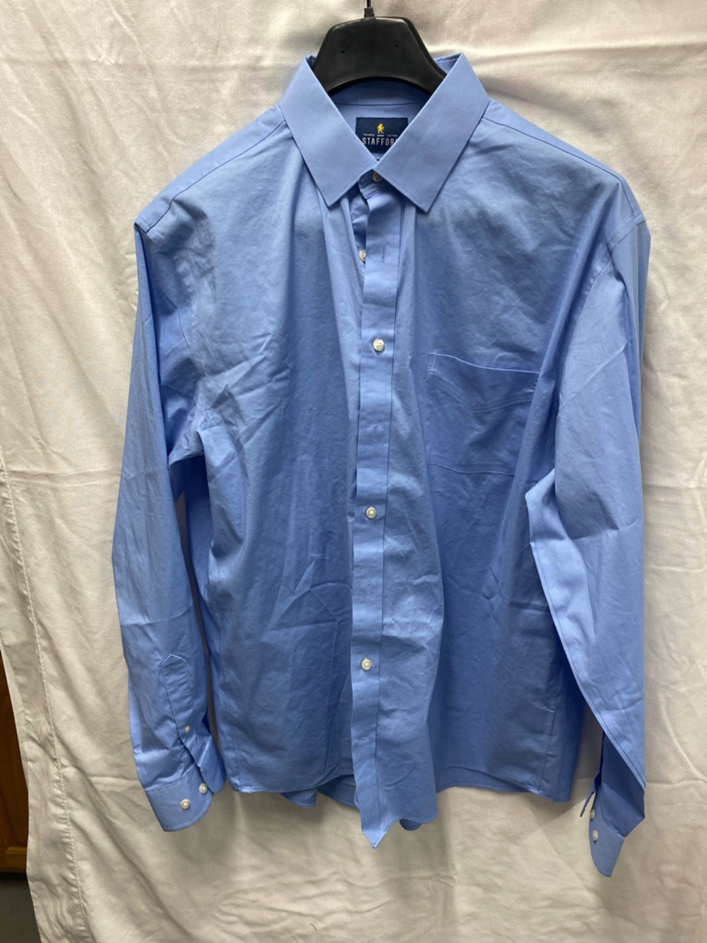 Stafford Men's Light Blue Spread Collar Dress Shirt